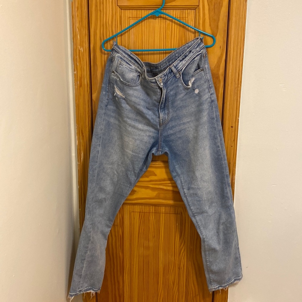 American Eagle Outfitters Mom Jeans   (Size 12)